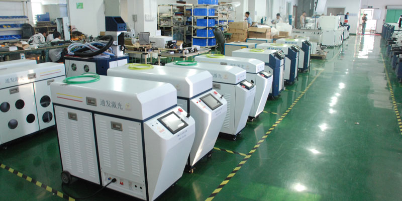 通發(fā)激光TFL-80PF<a href='http://www.jxpjsy.com/product/2.htm' class='text_a'>光纖<a href='http://www.jxpjsy.com' class='text_a'>激光焊接機(jī)</a></a>